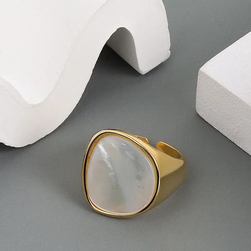 Shell Geometry Ring