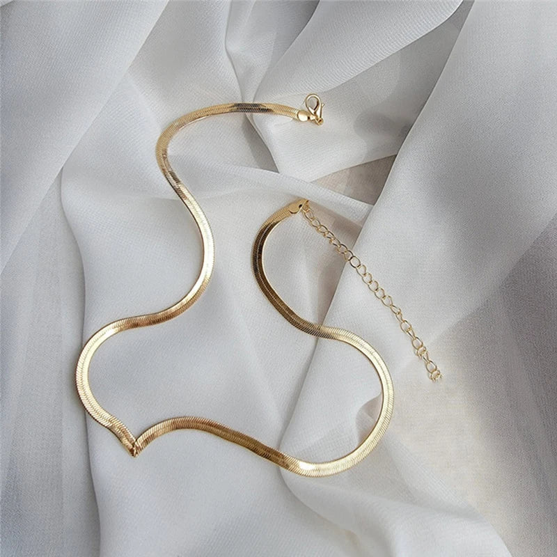 V-shaped Necklace