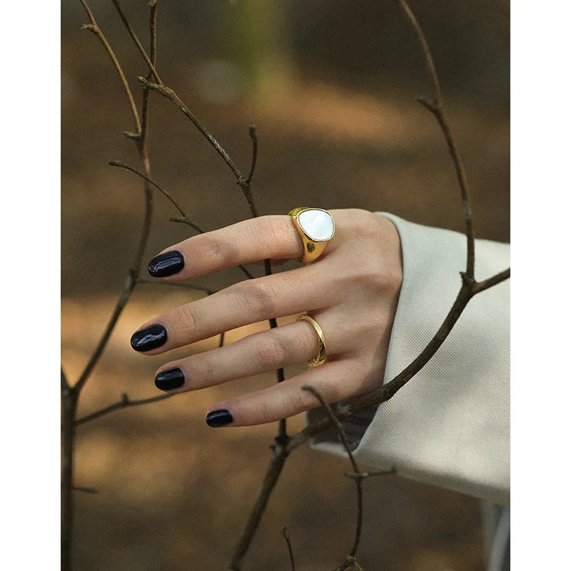 Shell Geometry Ring